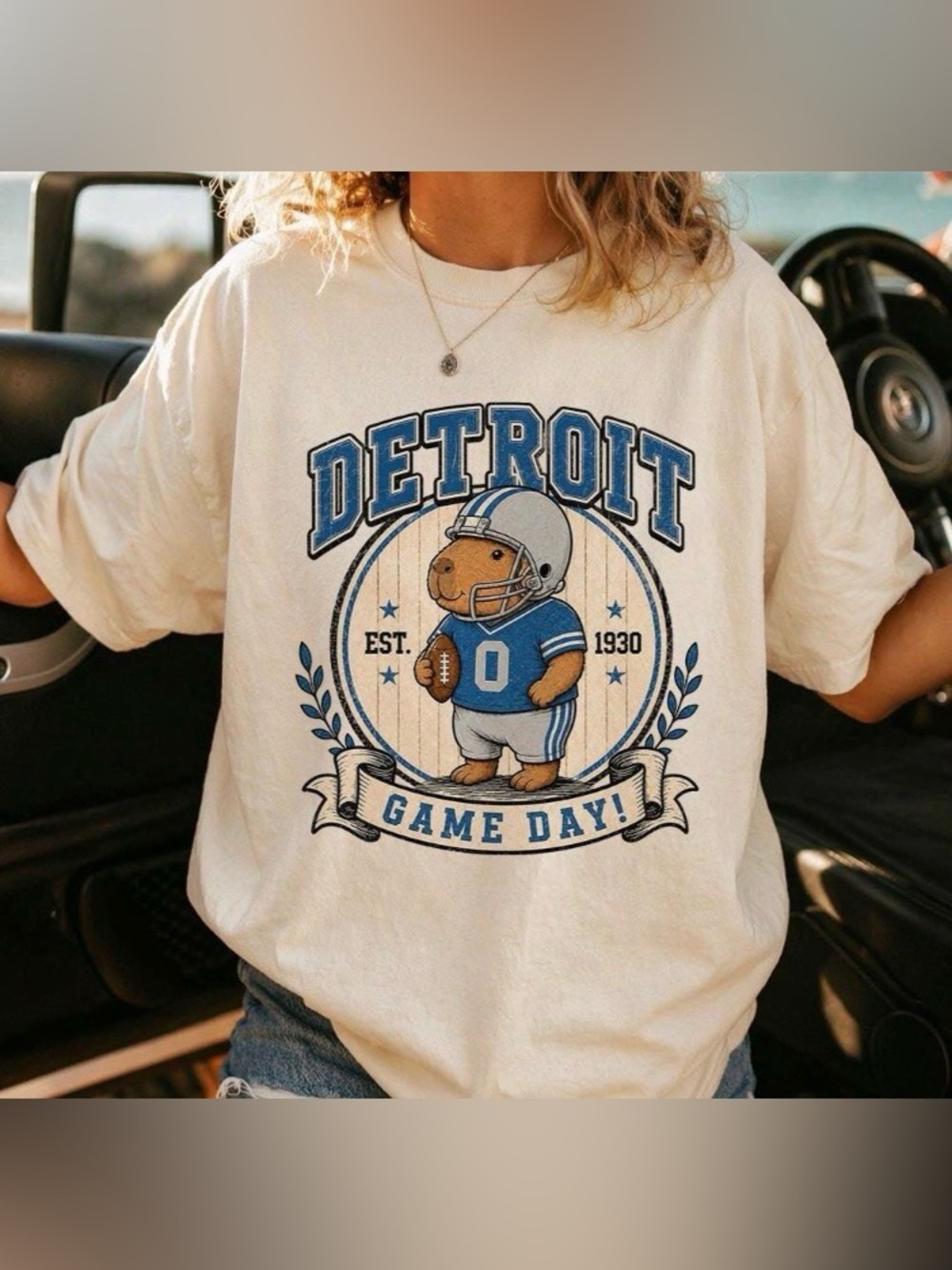 Detroit Capybara Football Shirt, Vintage Game Day Comfort Colors T-Shirt